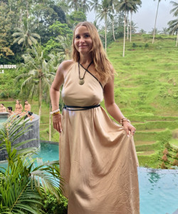 Частная массажистка Юлия 