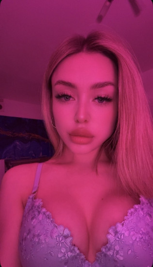 Частная массажистка Элина, 23 года, Санкт-Петербург - фото 2