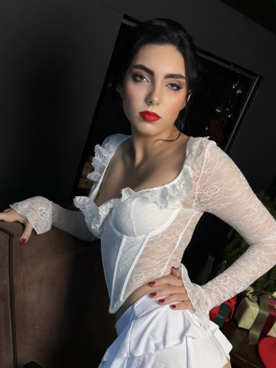 Частная массажистка Эмилия 