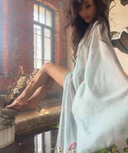 Частная массажистка Саяна 